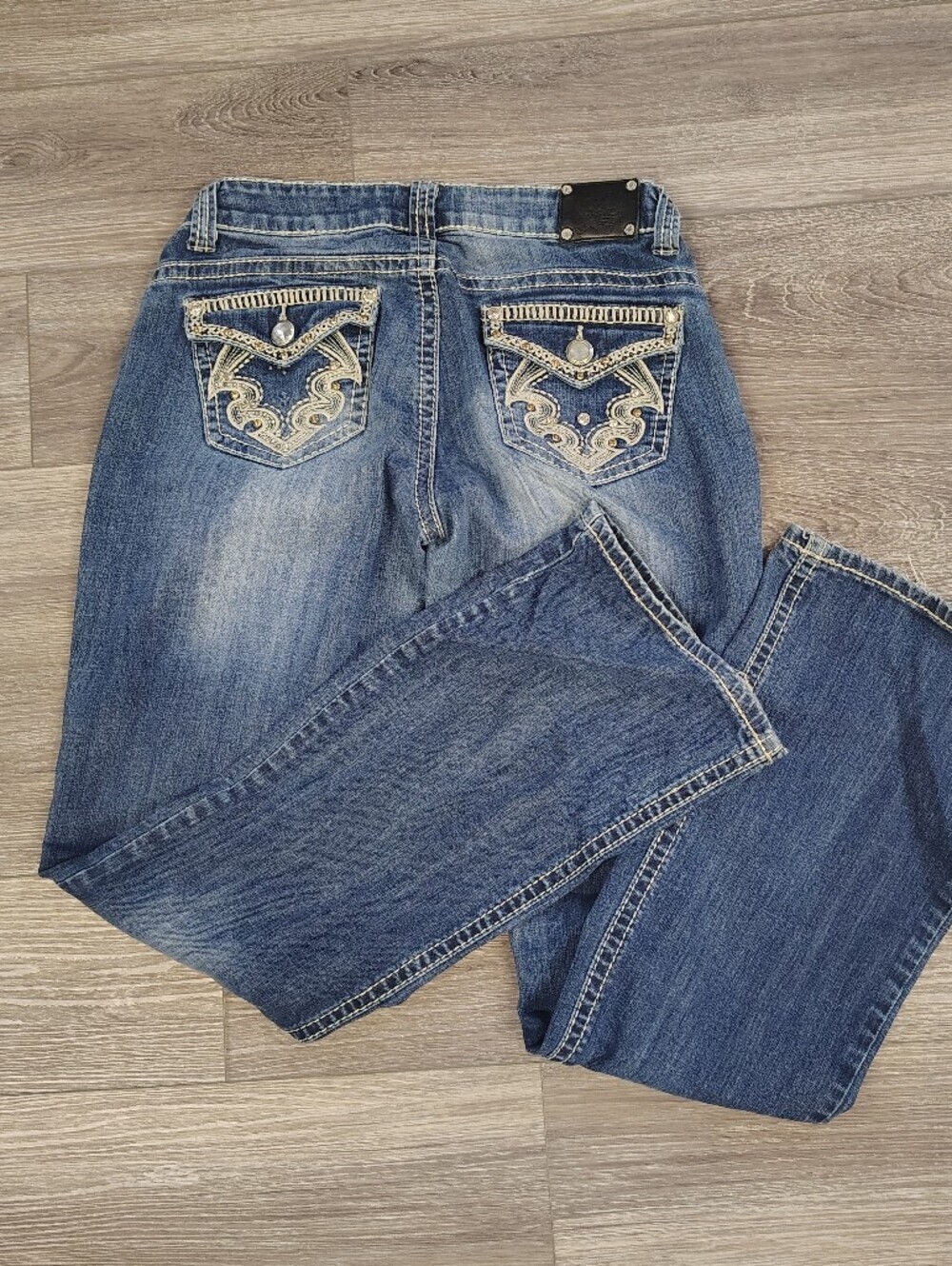 Wired Heart Embroidered Back Blue Boot Cut Jeans for Women Size 28